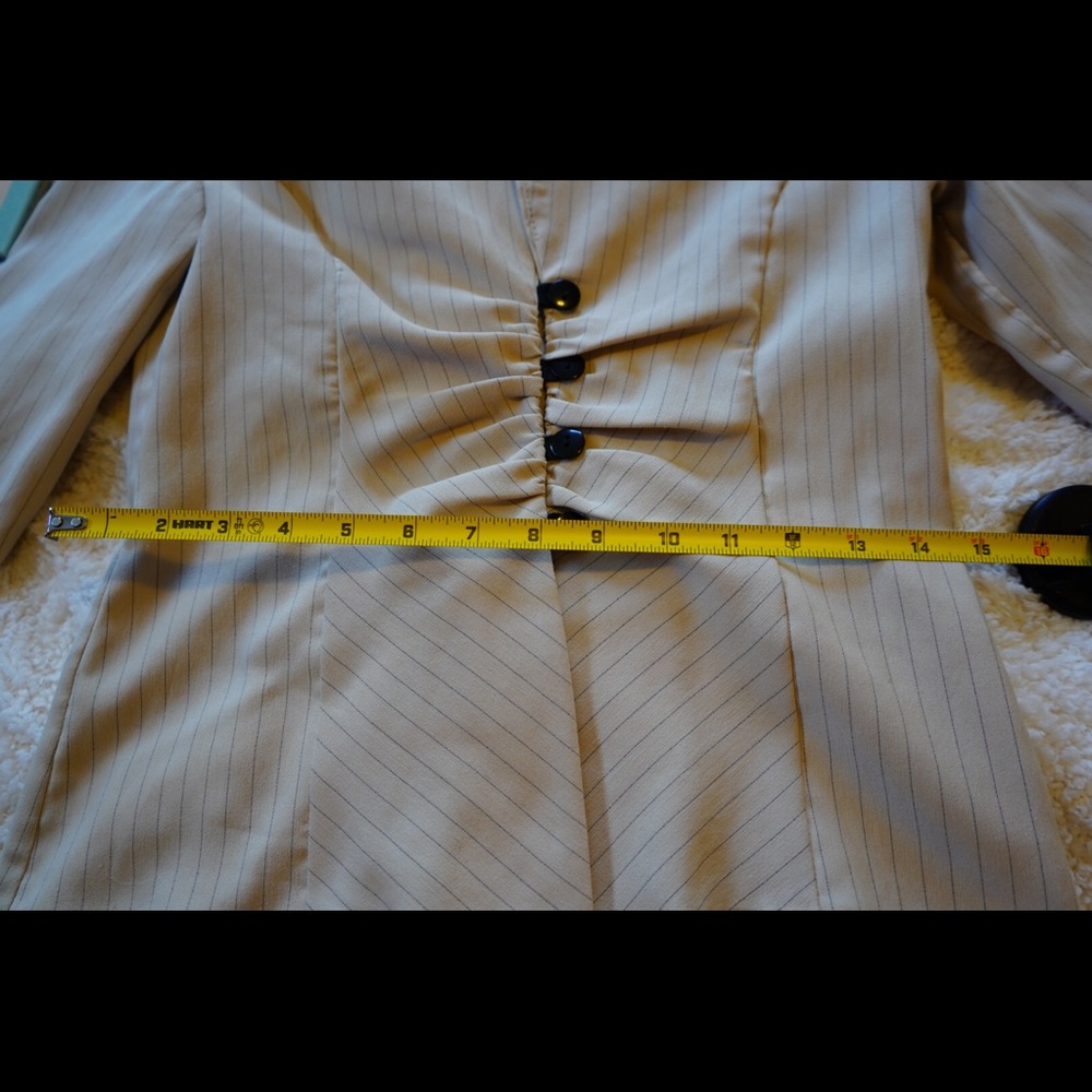 Button Up Blazer - Picture 6 of 7